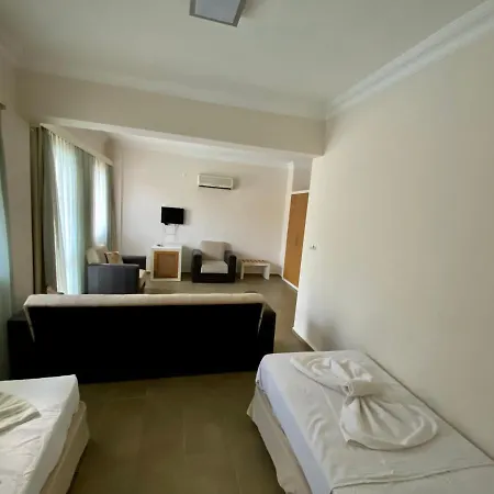 Hotel Konfor 3*