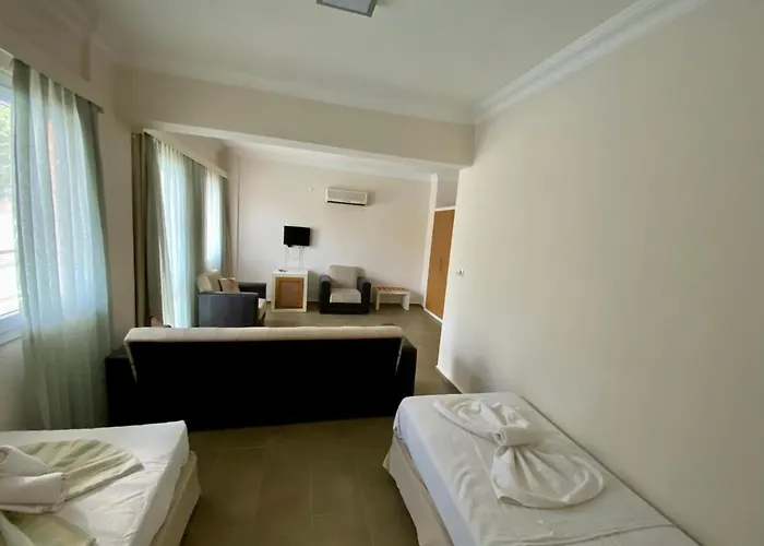 Hotel Konfor 3*