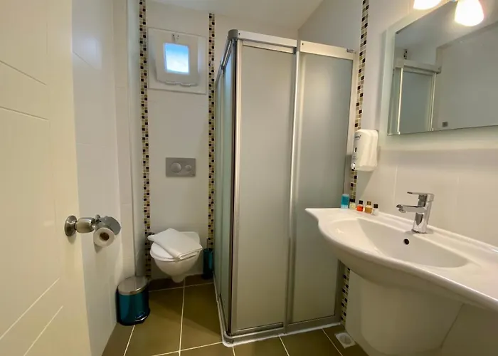 Konfor Otel Ölüdeniz